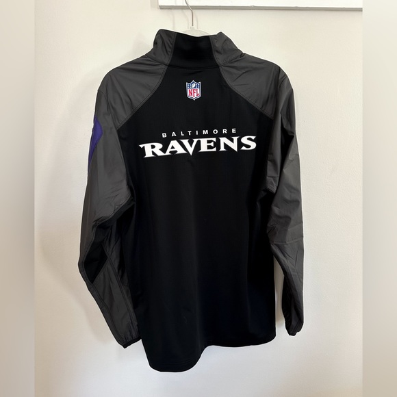 Men’s Nike Baltimore Ravens Lightweight Quarter Zip - Picture 2 of 2